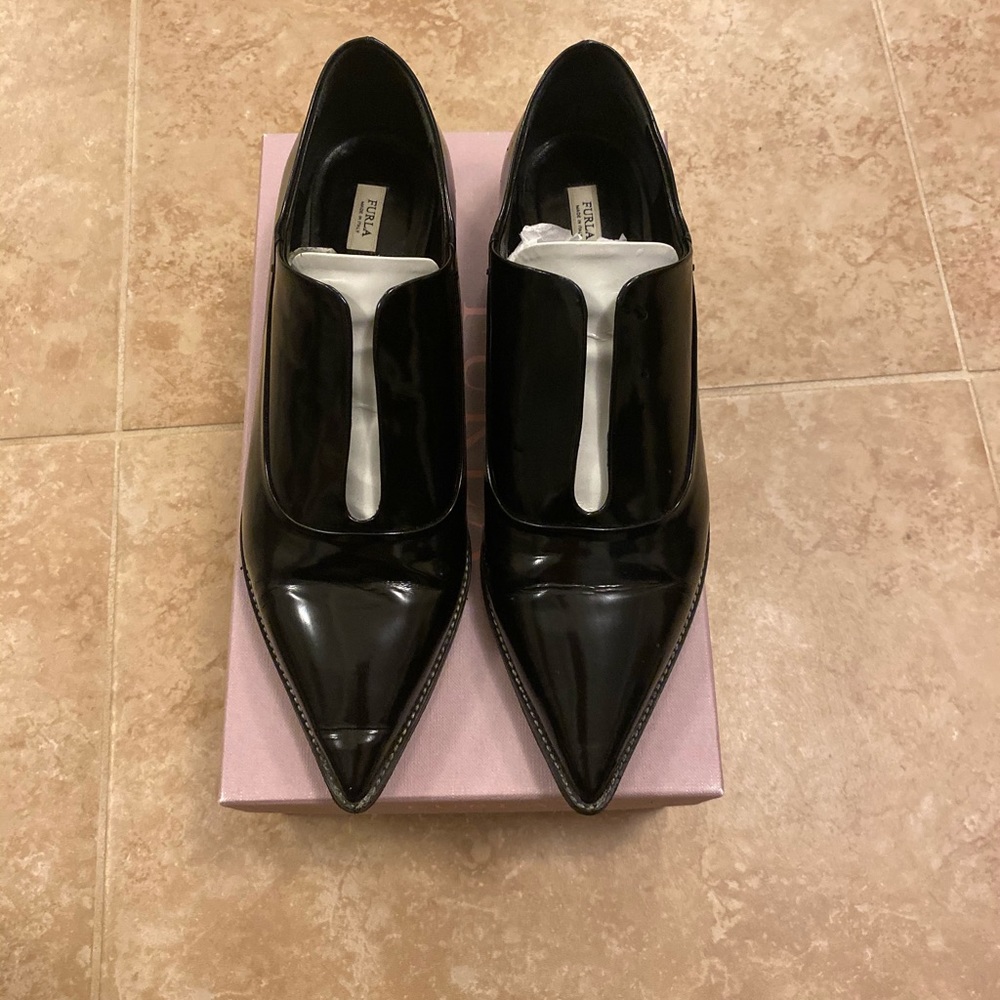 Furla shoes